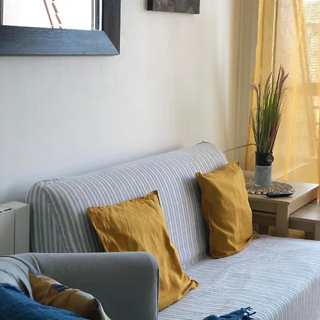 Apartment Superb Flat With Sea Views