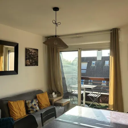 Superb Flat With Sea Views